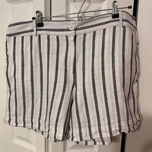 Loft Outlet Ladies 16 Striped Shorts 6"